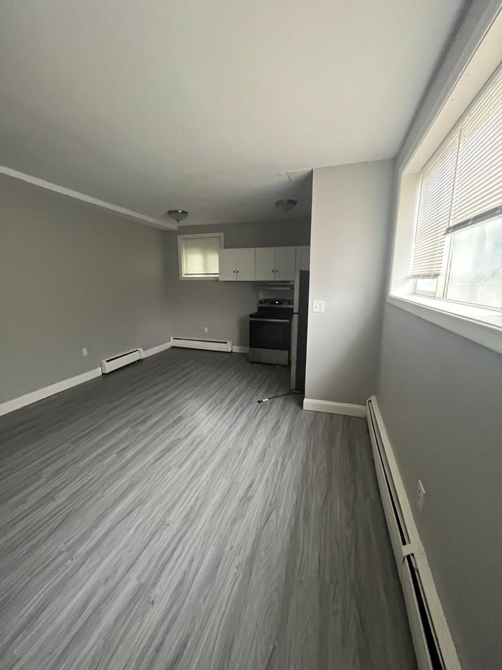 27 Huntington St #AA1 - Photo 2 of 5
