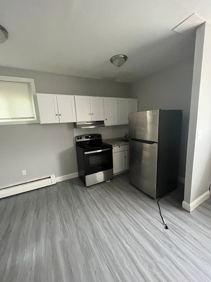 27 Huntington St #AA1 - Photo 4 of 5