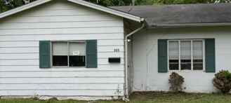 305 W 7th St - Photo 1 of 1