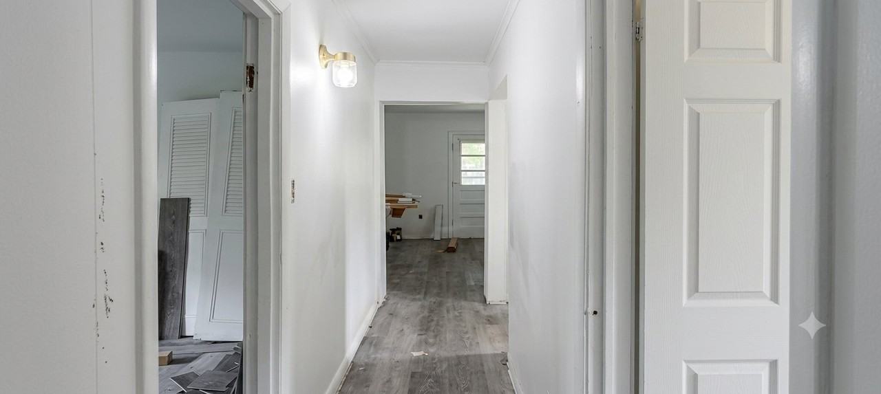305 W 7th St - Photo 5 of 12