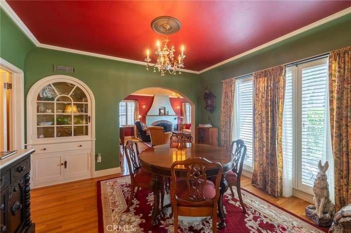 331 N Pine St - Photo 4 of 11