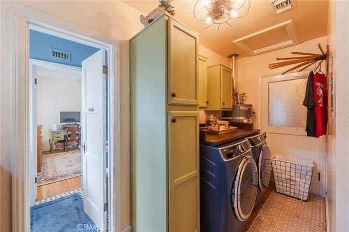 331 N Pine St - Photo 7 of 11