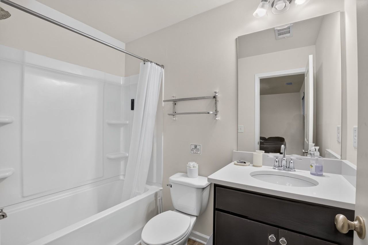865 Society Cir Sw - Photo 5 of 20