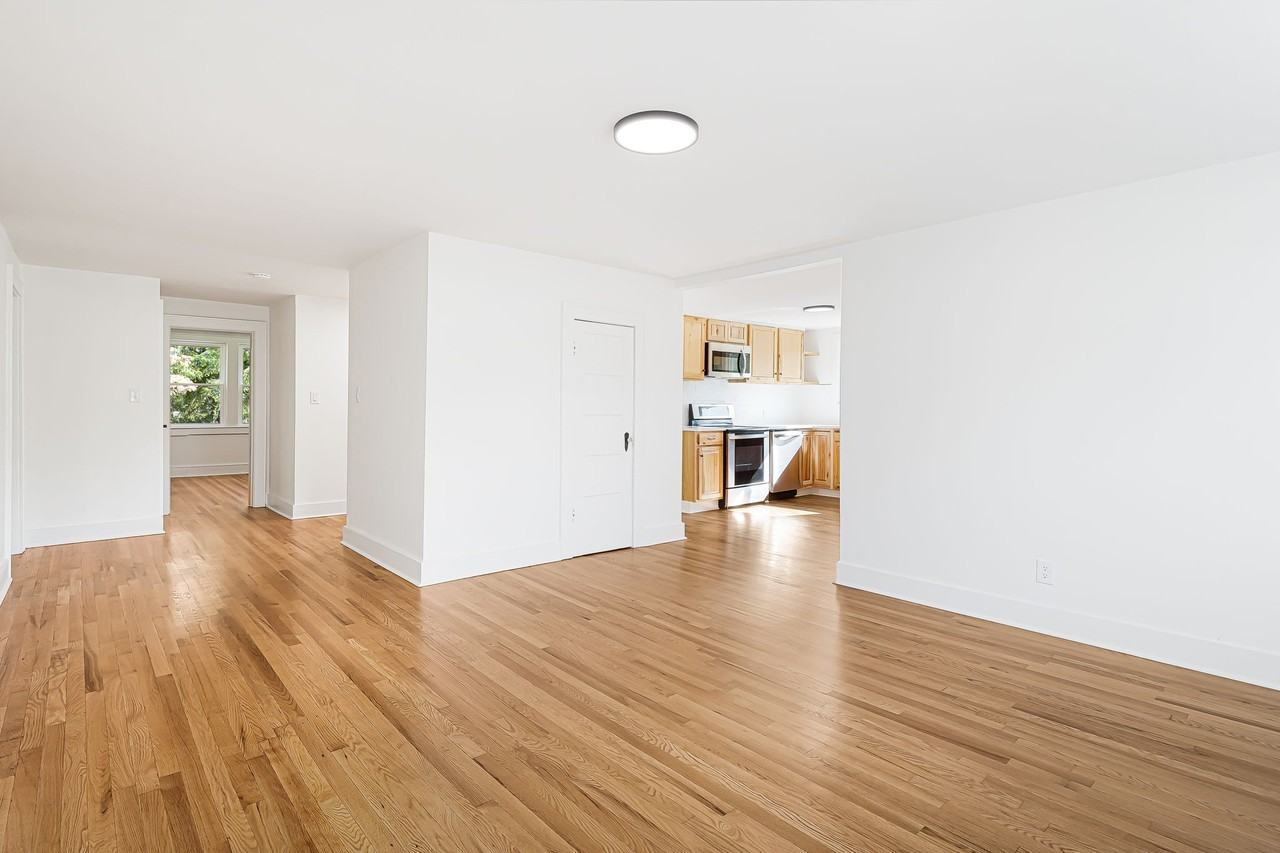 431 S Broad St #2 - Photo 4 of 14