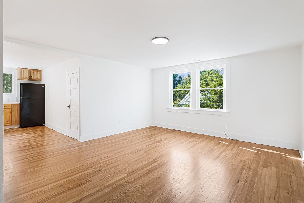 431 S Broad St #2 - Photo 5 of 14