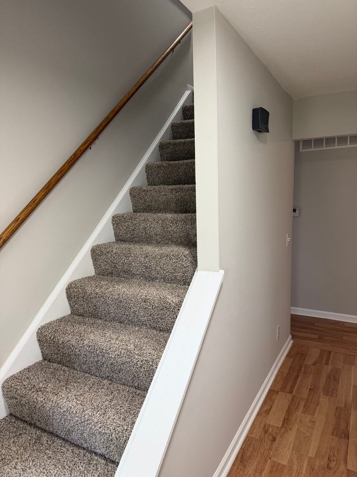 1293 Deblin Dr - Photo 2 of 19