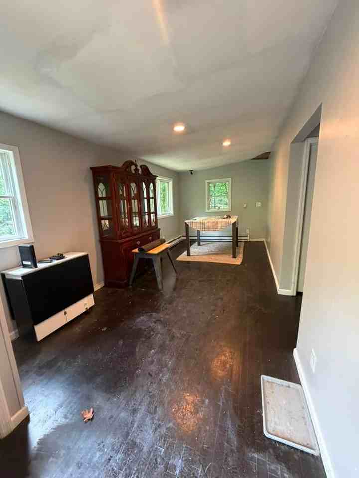 95 Sylvan Trl - Photo 4 of 16