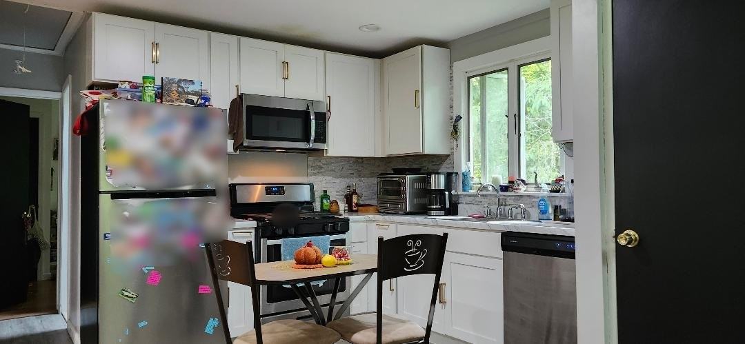 34 Crestwood Trl - Photo 3 of 10