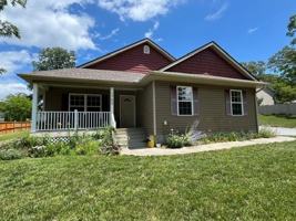 featured image of 1708 Haywood Rd