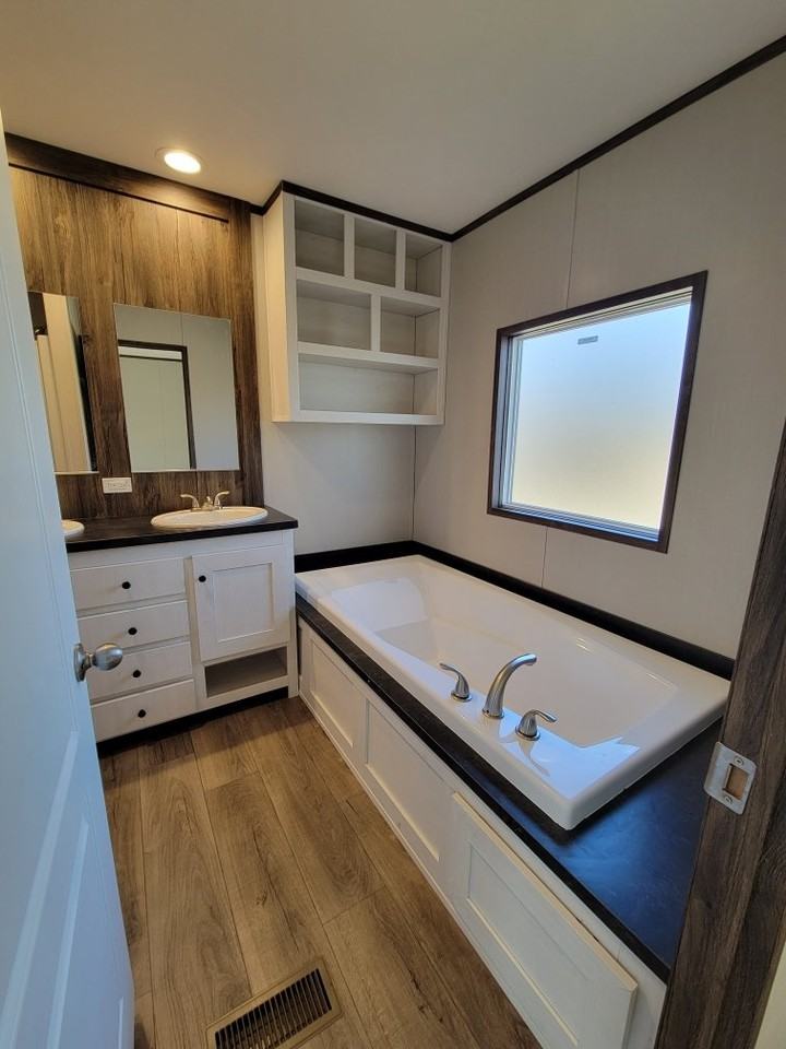 501 Hallmark Blvd #53 - Photo 7 of 11