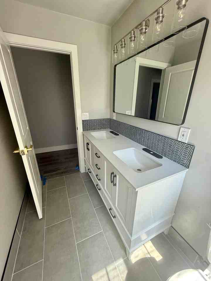 4047 Smallwood Ln - Photo 3 of 5