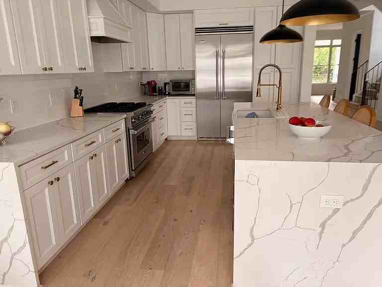 152 Quincy St - Photo 5 of 9