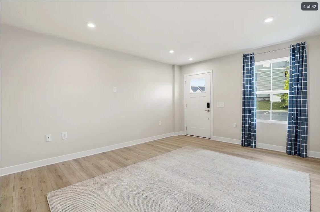 2264 Palm Ct - Photo 2 of 20