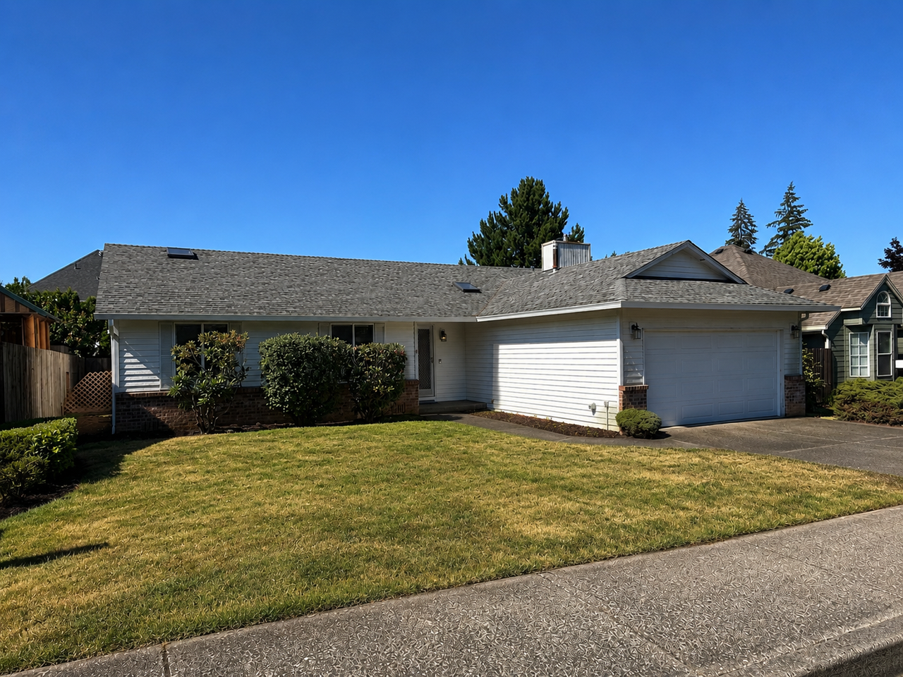 8104 Ne 99th St - Photo 2 of 18