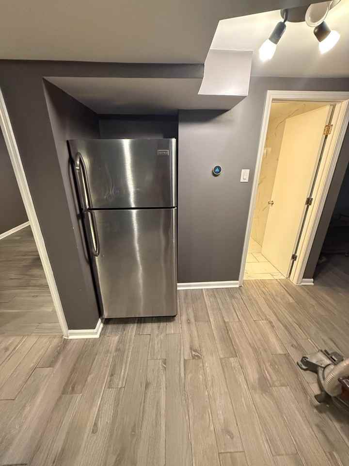 8022 S Saint Lawrence Ave #BS - Photo 4 of 12