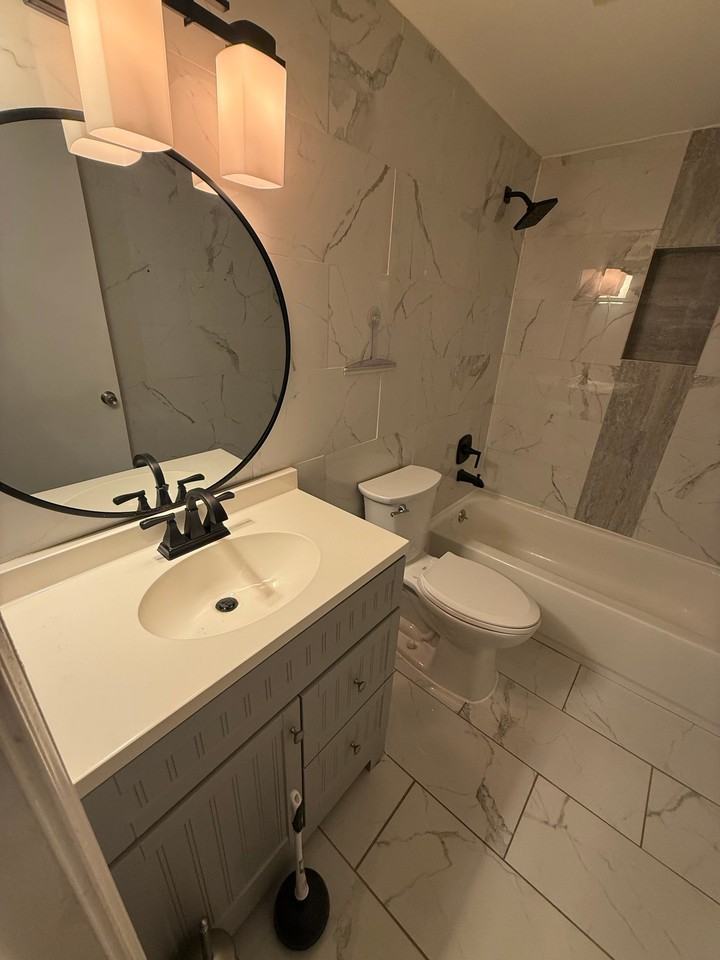 8022 S Saint Lawrence Ave #BS - Photo 5 of 12