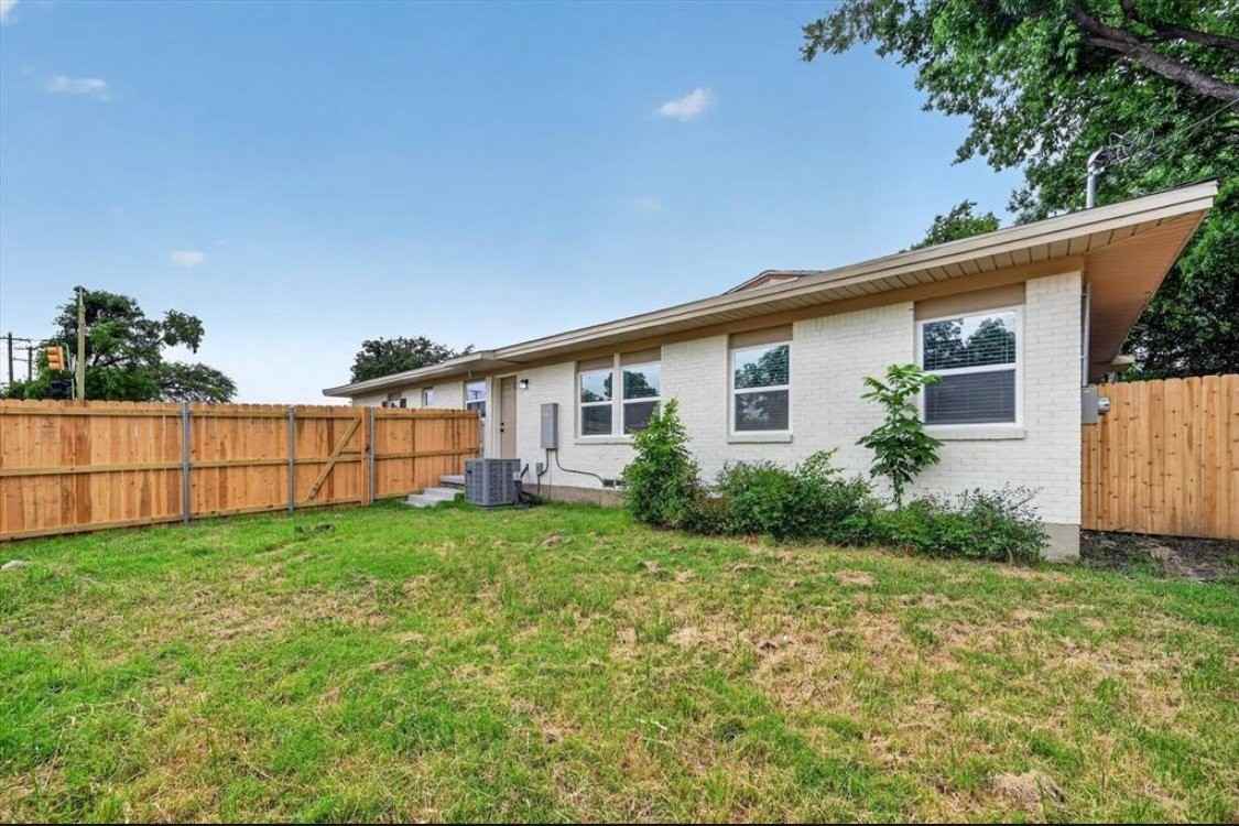 10402 Joaquin Dr #10402 - Photo 2 of 11