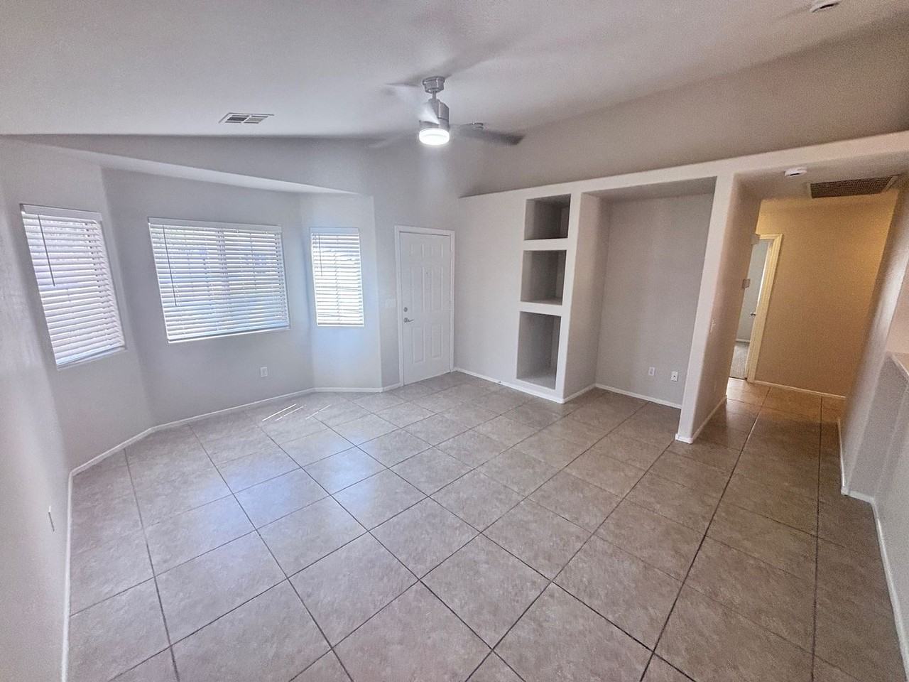 4912 Whispering Spring Ave - Photo 2 of 37
