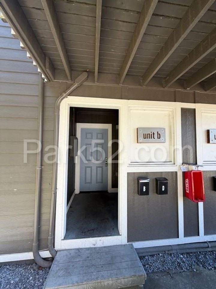 5231 S Birmingham St #B - Photo 2 of 12