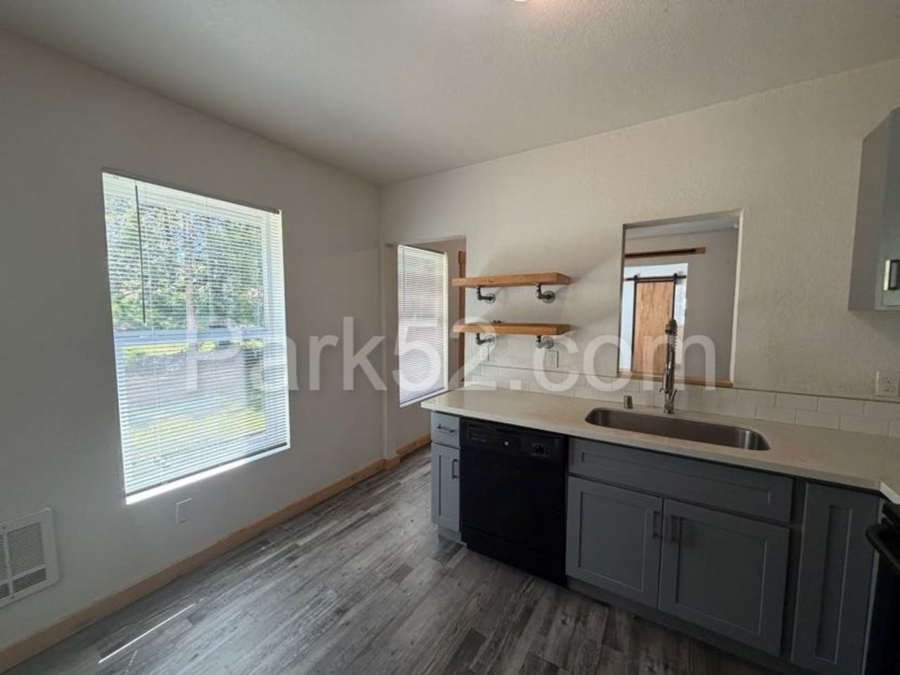 5231 S Birmingham St #B - Photo 4 of 12