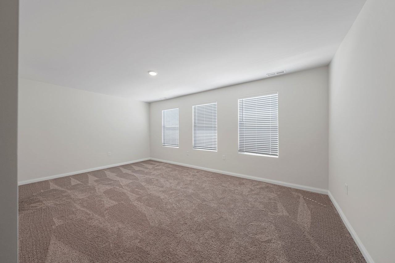 3142 White Ash St - Photo 6 of 9
