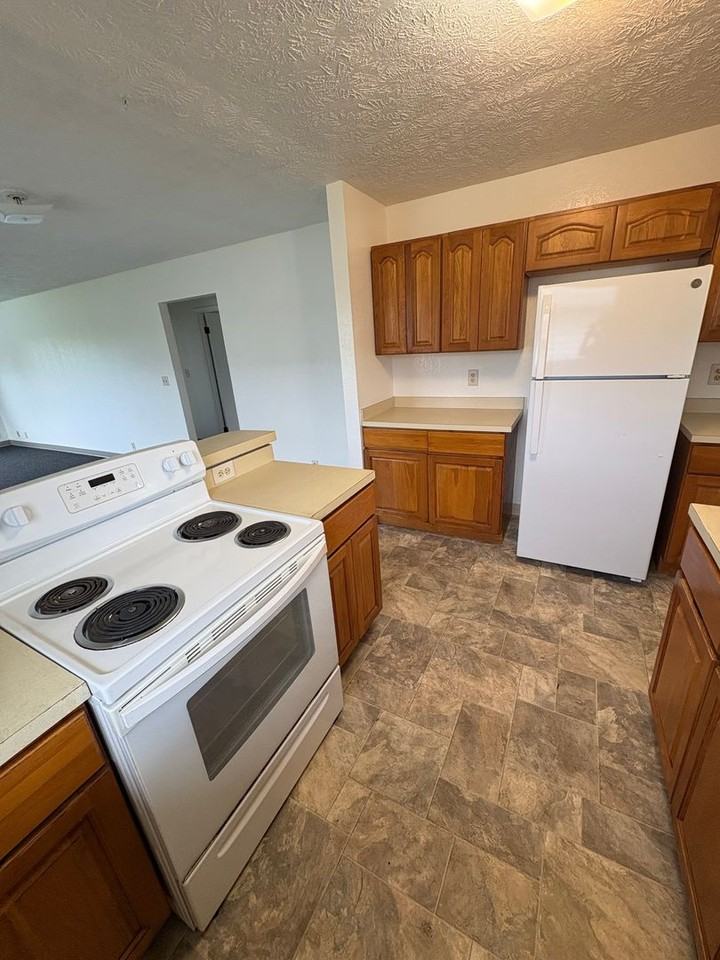 105 Kekela St - Photo 5 of 14
