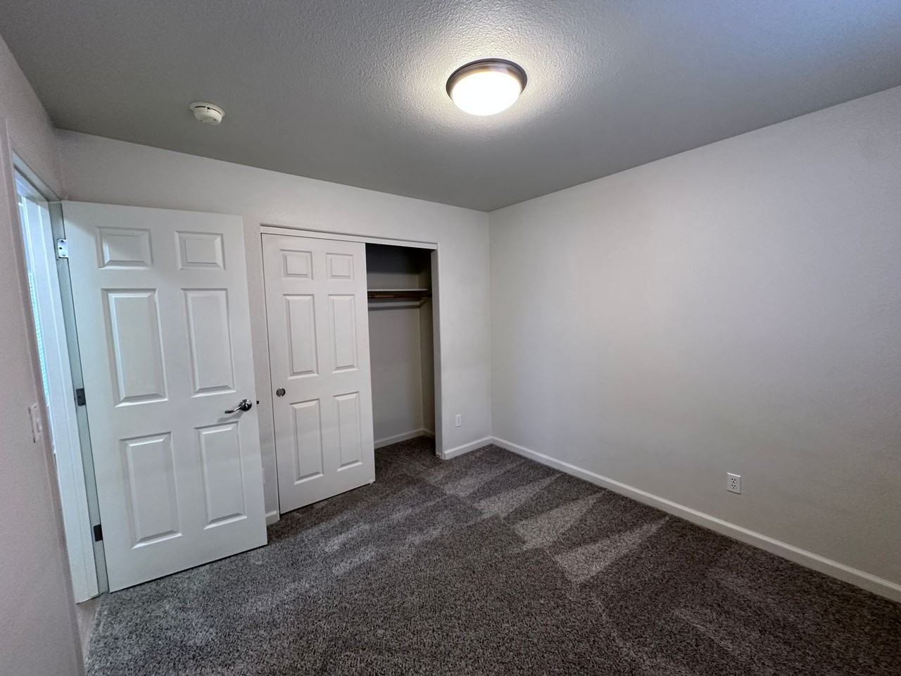 7821 Cadiz Ct - Photo 5 of 21
