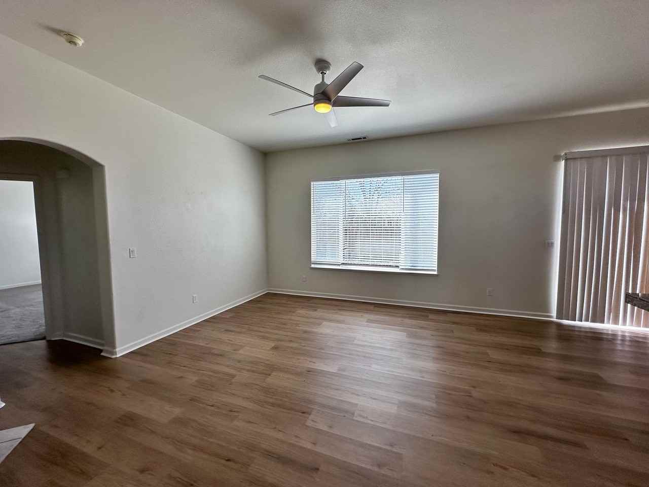 7821 Cadiz Ct - Photo 7 of 21