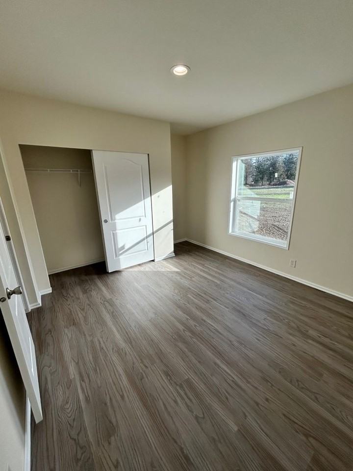 7420 Guide Meridian Rd - Photo 3 of 22