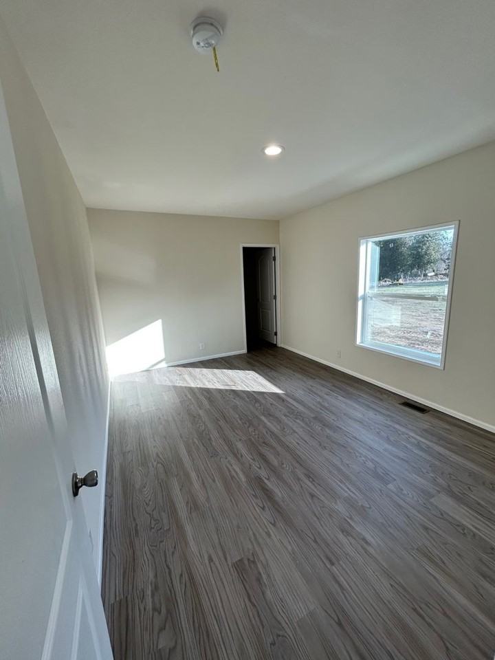 7420 Guide Meridian Rd - Photo 5 of 22