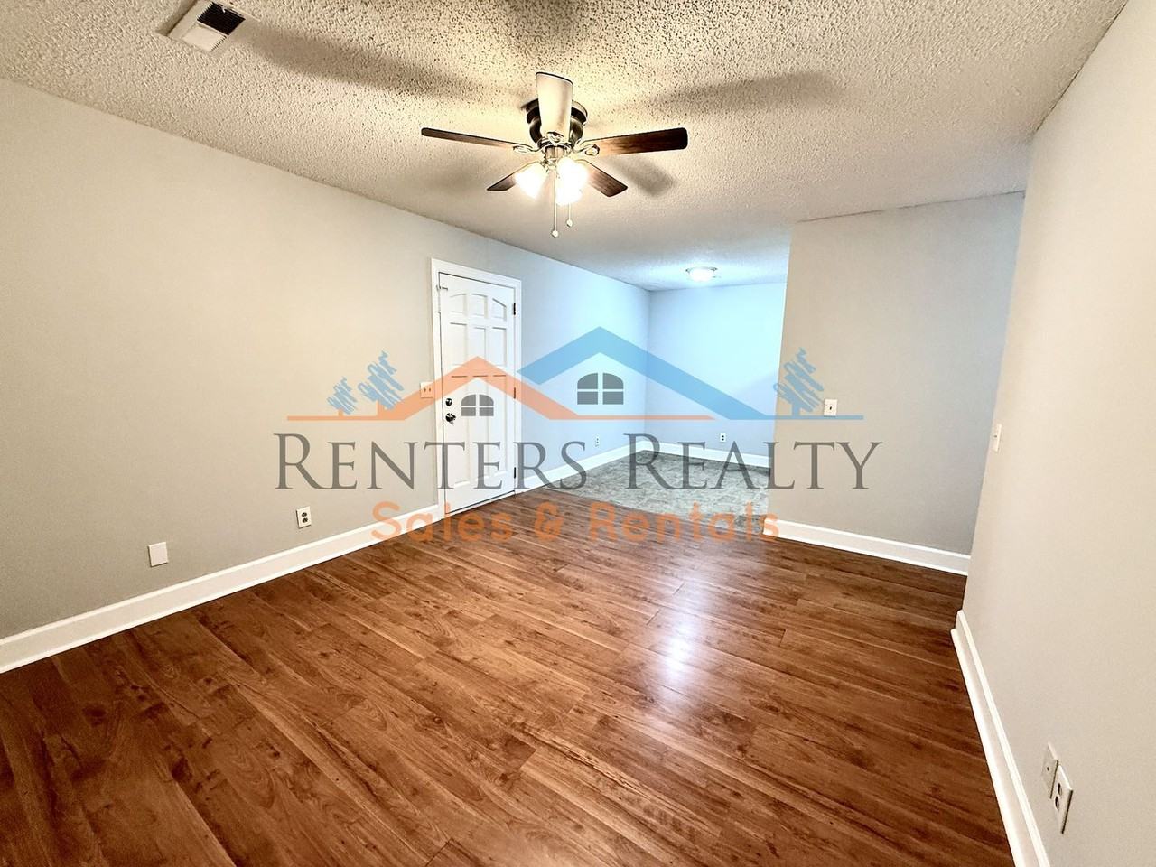2105 Epworth Dr Ne #F - Photo 3 of 15