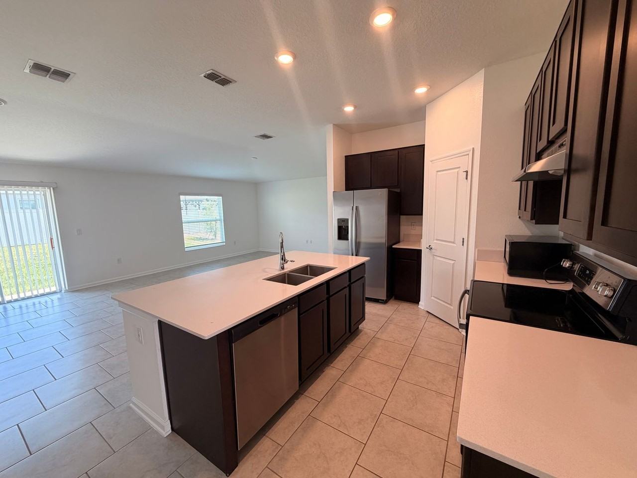 840 Citrus Reserve Blvd - Photo 7 of 22