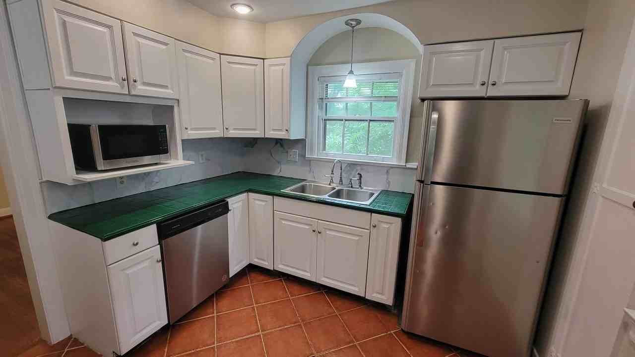 202 Fenley Ave - Photo 7 of 20