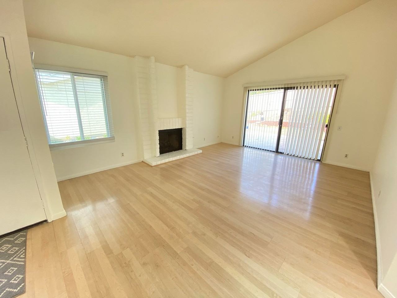 7563 Agua Dulce Ct - Photo 5 of 23