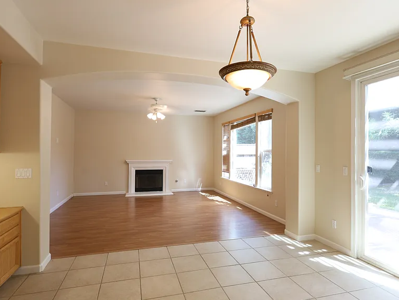 1908 Terracina Cir - Photo 5 of 25
