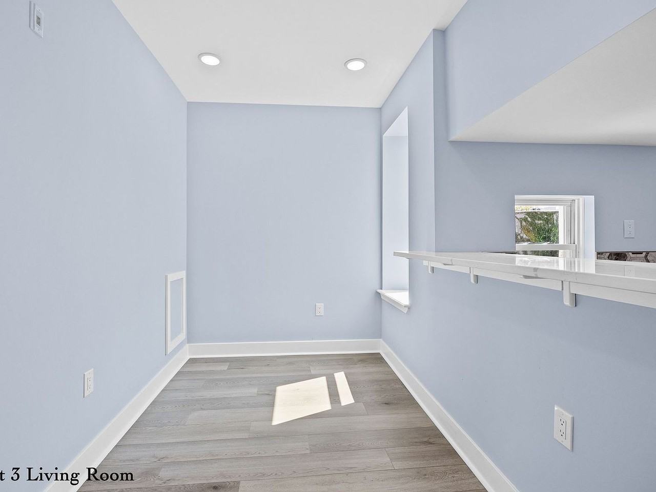 1716 W Oxford St - Photo 2 of 11