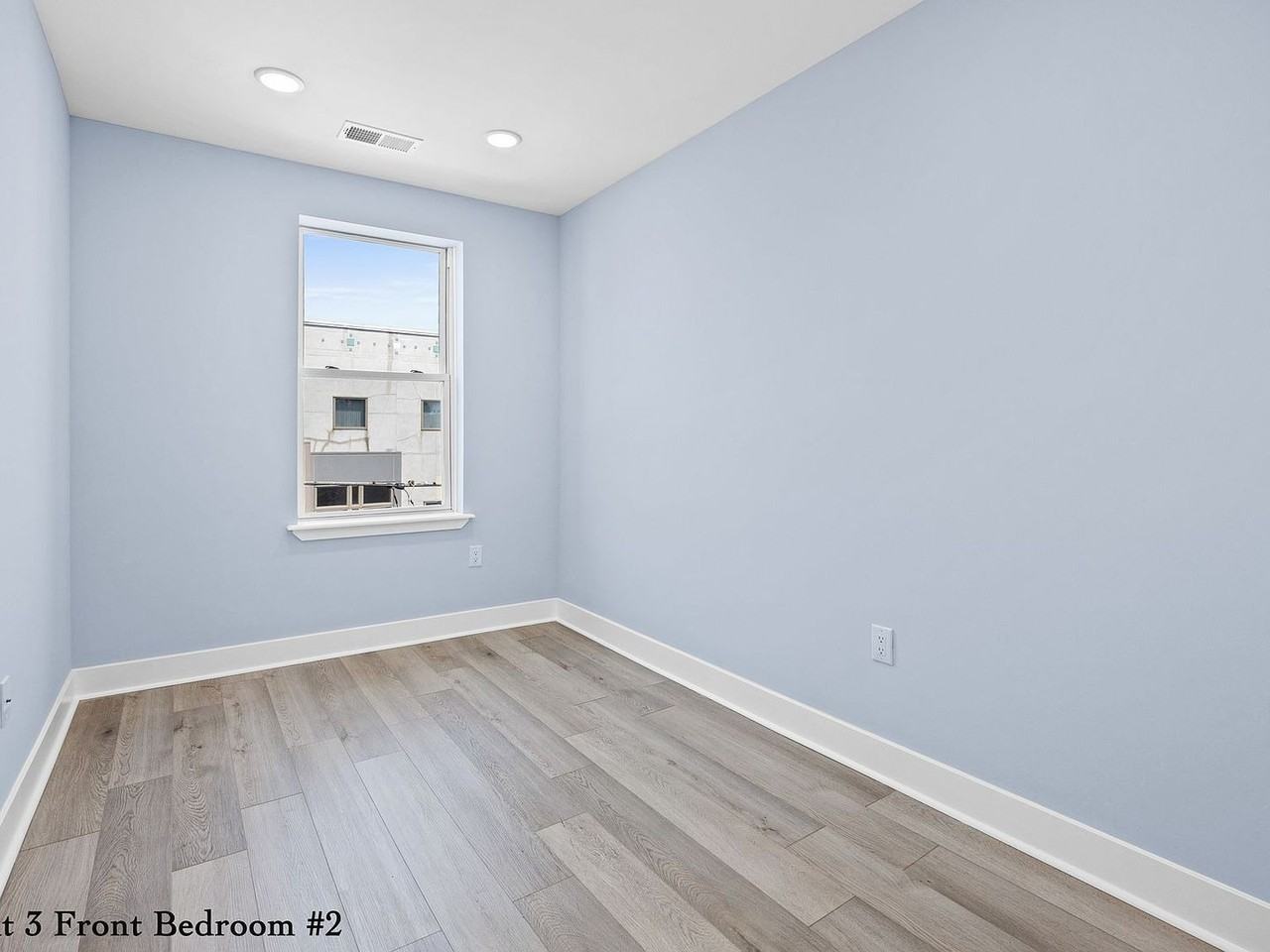 1716 W Oxford St - Photo 6 of 11