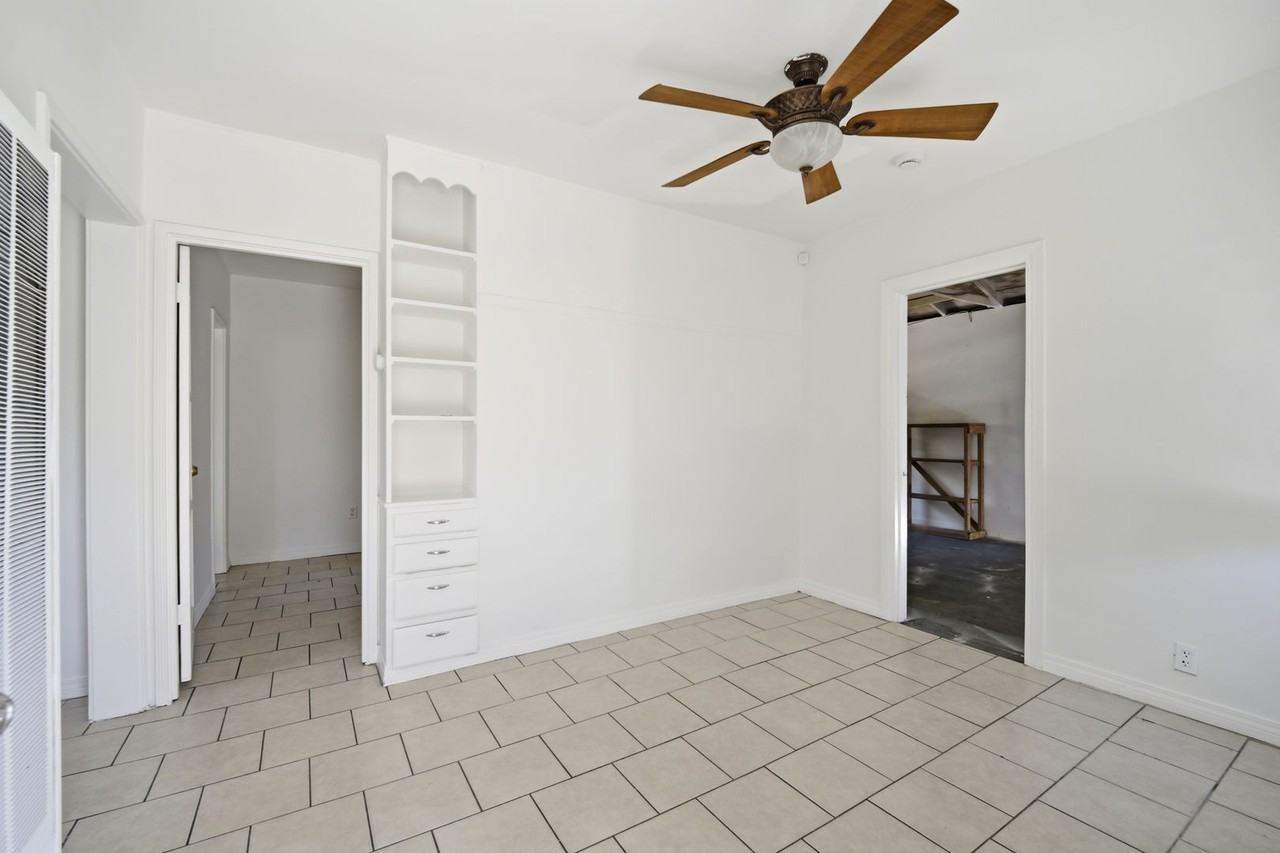 4914 Maine Ave - Photo 4 of 25