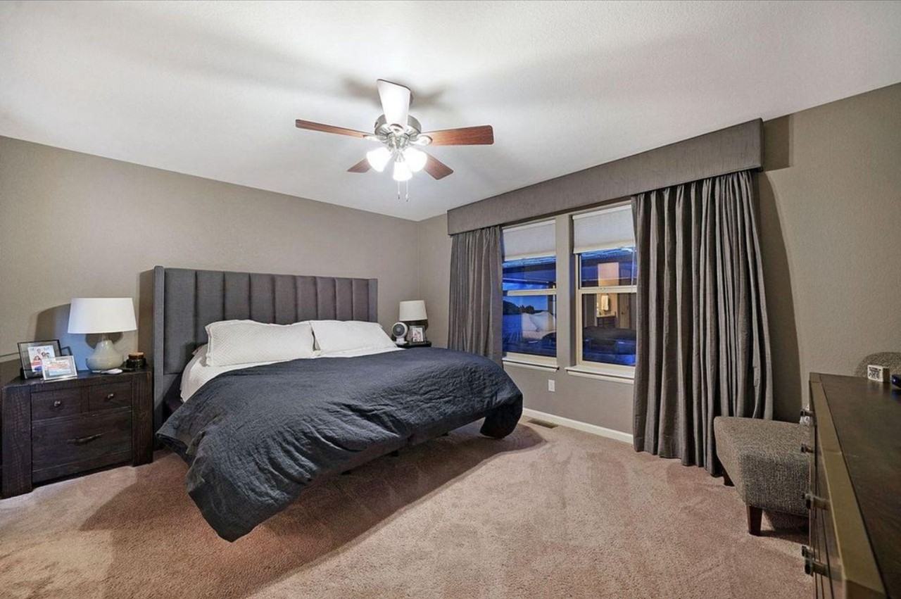 824 Yellow Jasper Pt - Photo 4 of 27