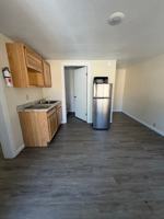 featured image of 728 S Broadway
