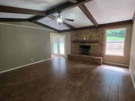 featured image of 707 White Oak St