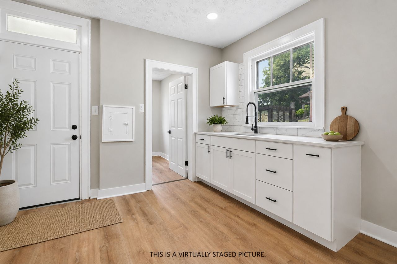 281 N Ogden Ave - Photo 2 of 12
