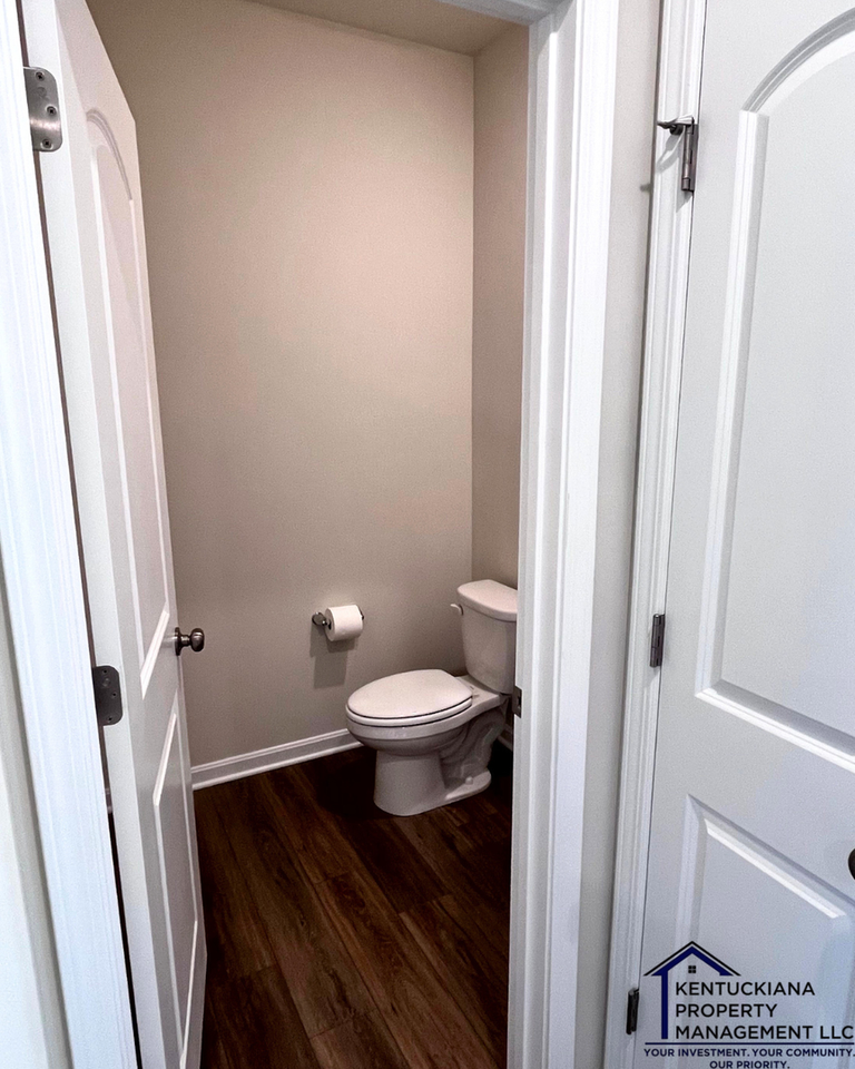1863 Washington Blvd - Photo 4 of 29