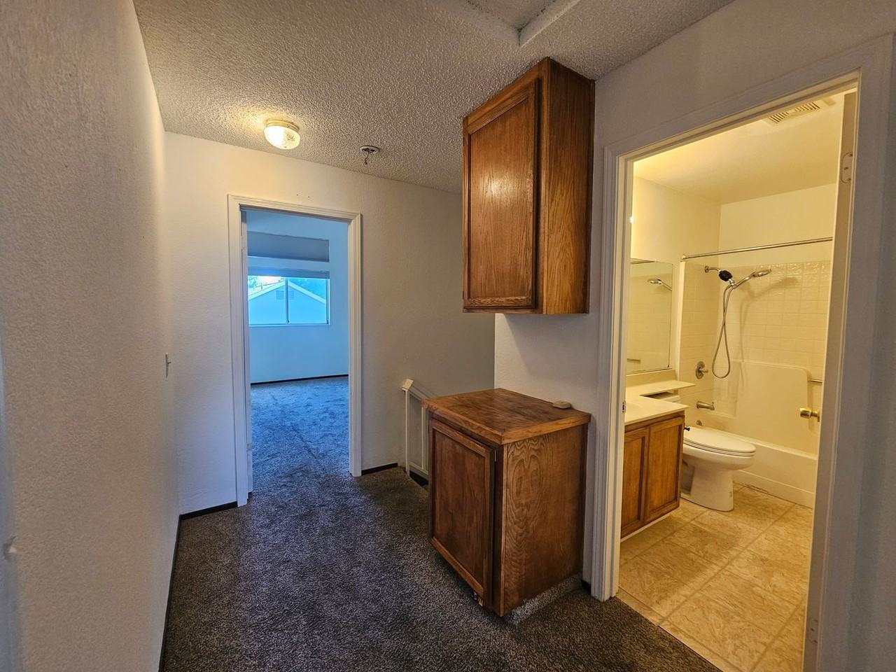 2324 Bellam Ct - Photo 3 of 8