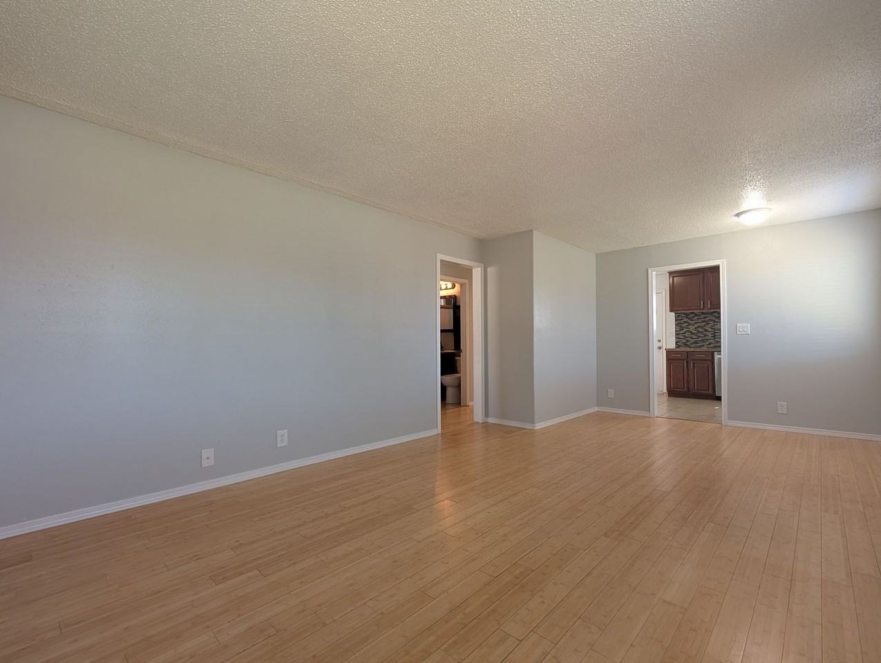 1814 F St - Photo 6 of 26