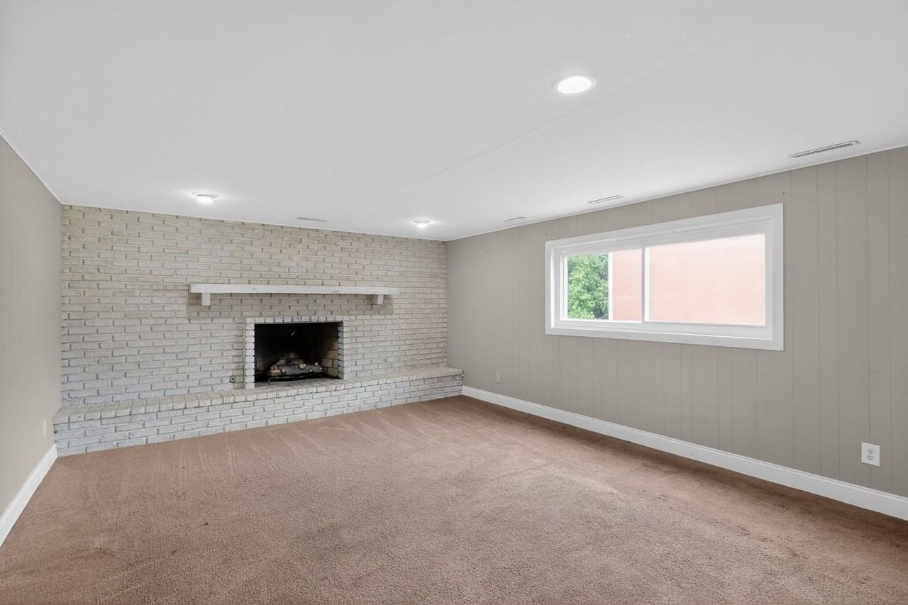 3561 Sunrise Dr - Photo 7 of 40
