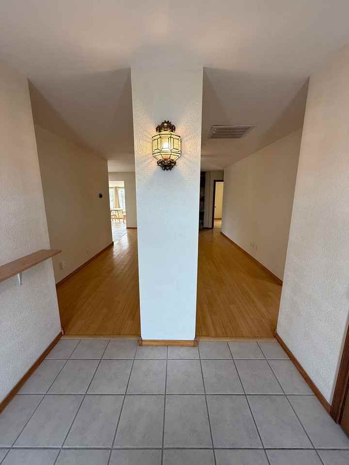 2719 Topley Ave - Photo 5 of 29