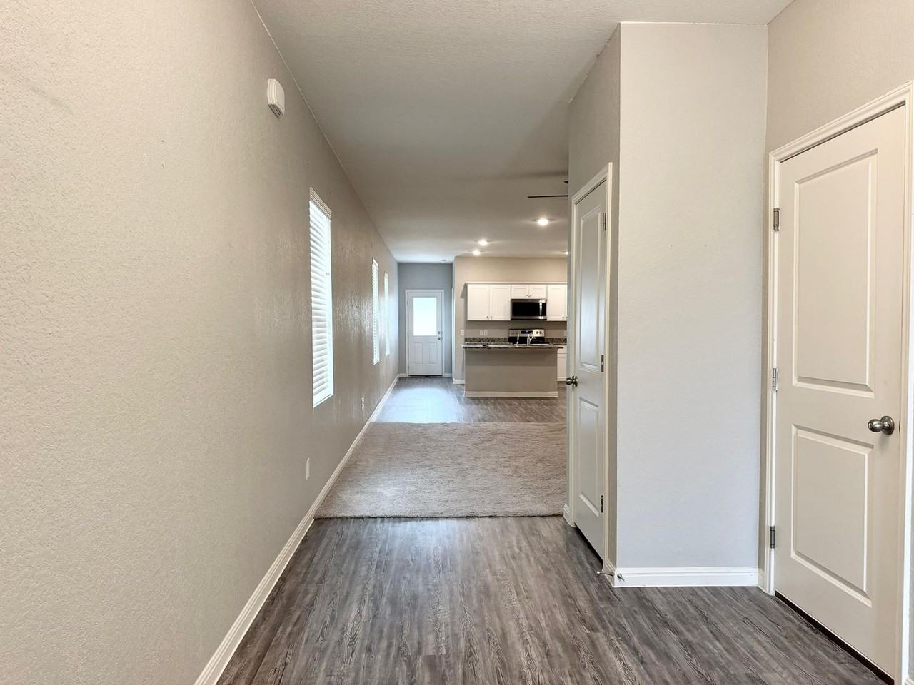 19505 Cloudy Bay Dr - Photo 2 of 19