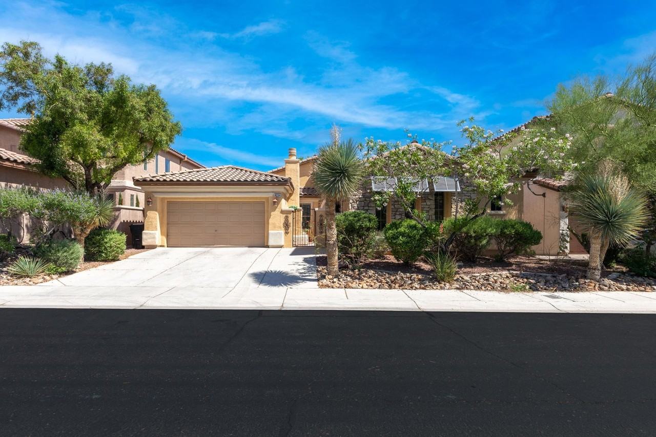 8234 Cupertino Heights Way - Photo 7 of 50