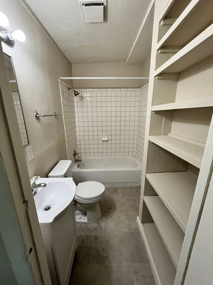 2921 N. Geronimo Avenue - Photo 6 of 23